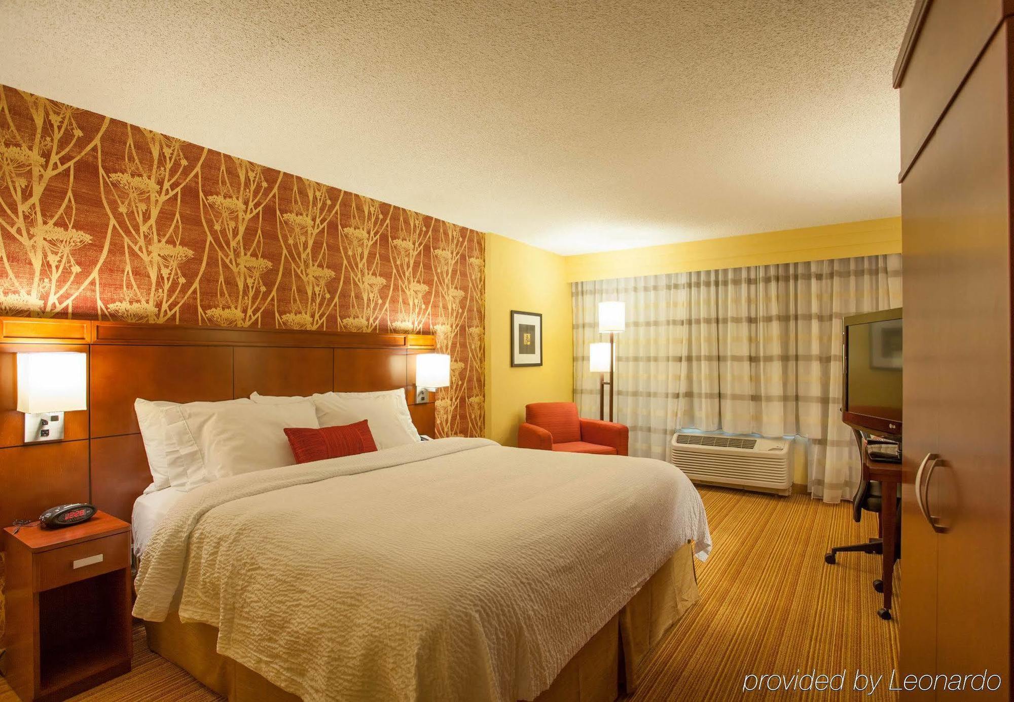 Courtyard By Marriott Charlotte Airport Loso Zimmer foto